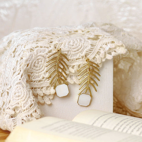 Glory Leaf Earrings - The Earth Store - Fashion Accessories